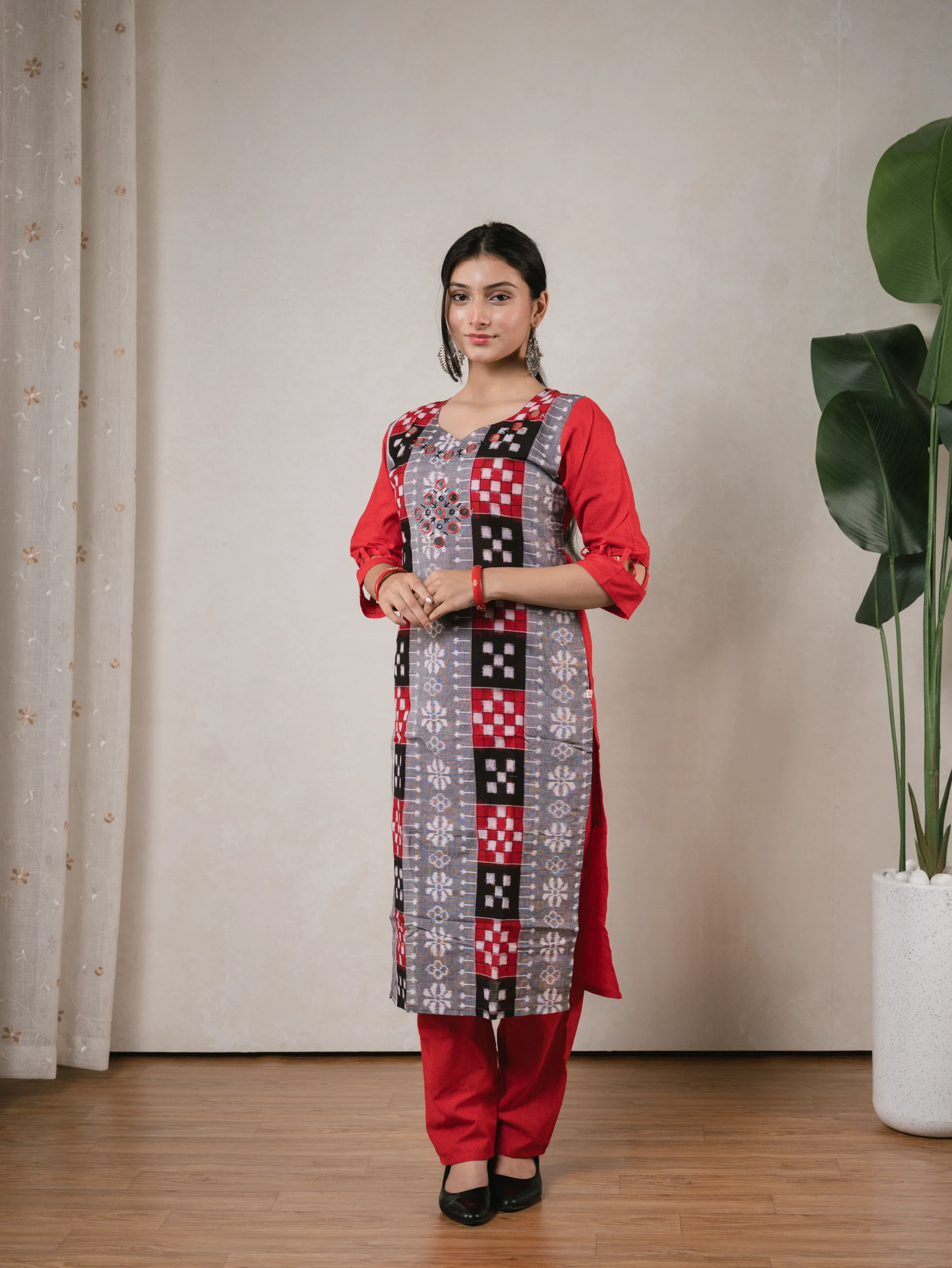 SA Grey & Red Sambalpuri Kurti